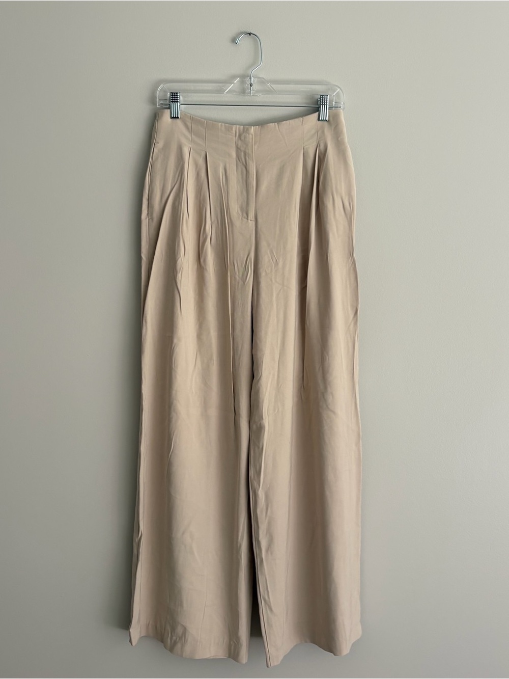 Zara Wide-Leg Pleated Trousers in Light Beige Size M